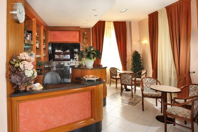 Albergo Vittoria Сальсомаджоре-Терме Экстерьер фото