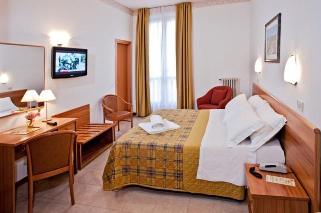Albergo Vittoria Сальсомаджоре-Терме Экстерьер фото